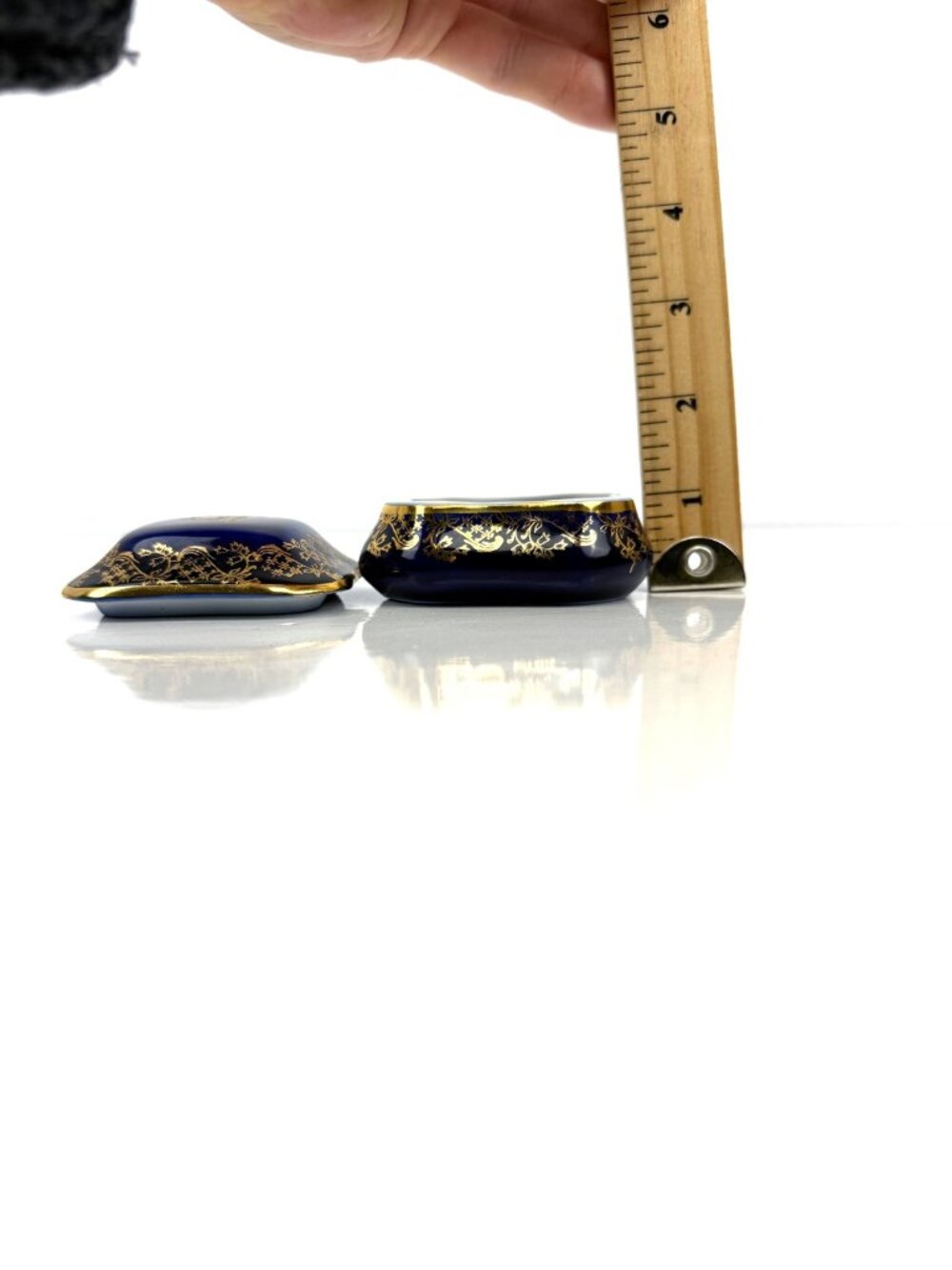 LIMOGES FRANCE Ornate Gold Gilded Cobalt Blue Porcelain Trinket‎ Box - Picture 13 of 13
